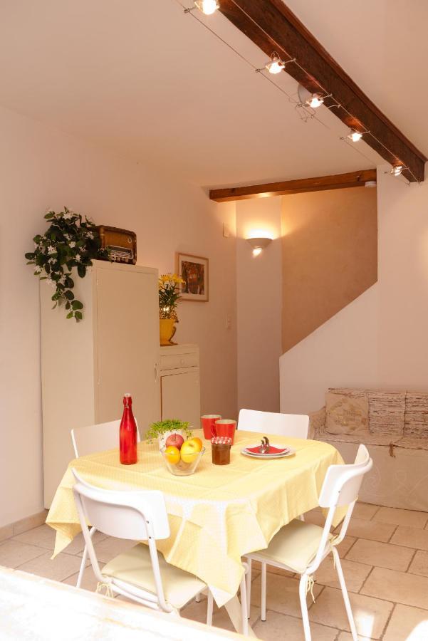 La Maison D'Eloise Αρλ Εξωτερικό φωτογραφία